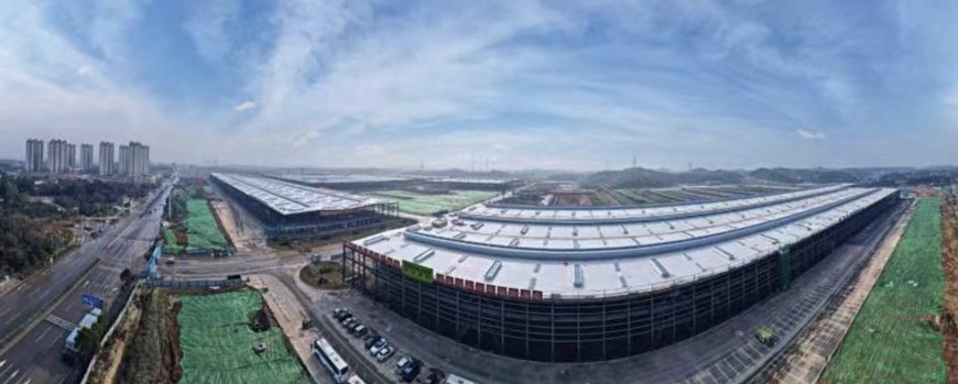 Set Sail! ZOOMLION Smart Industry City Medium and Large Excavator Workshop Put into Production Exploring the World's Leading Dark Production Line